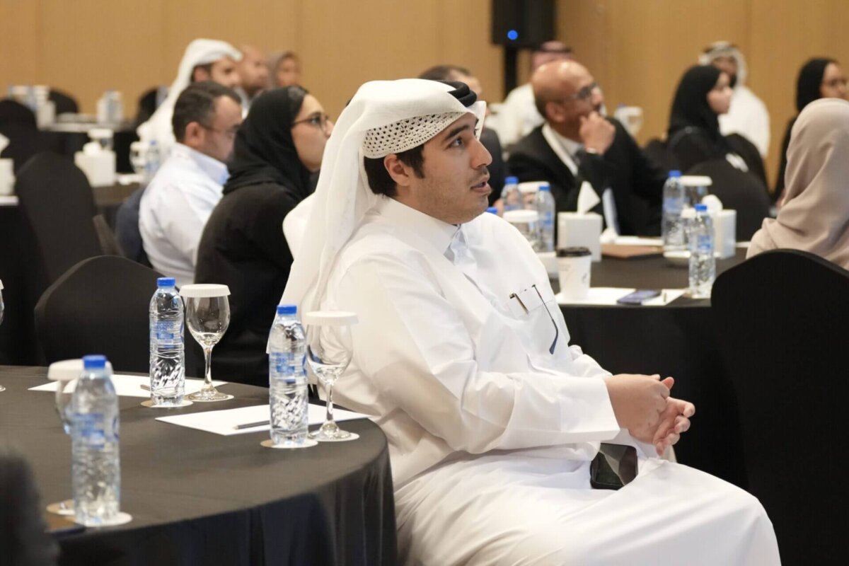 Executive workshop: Delegates at the tables