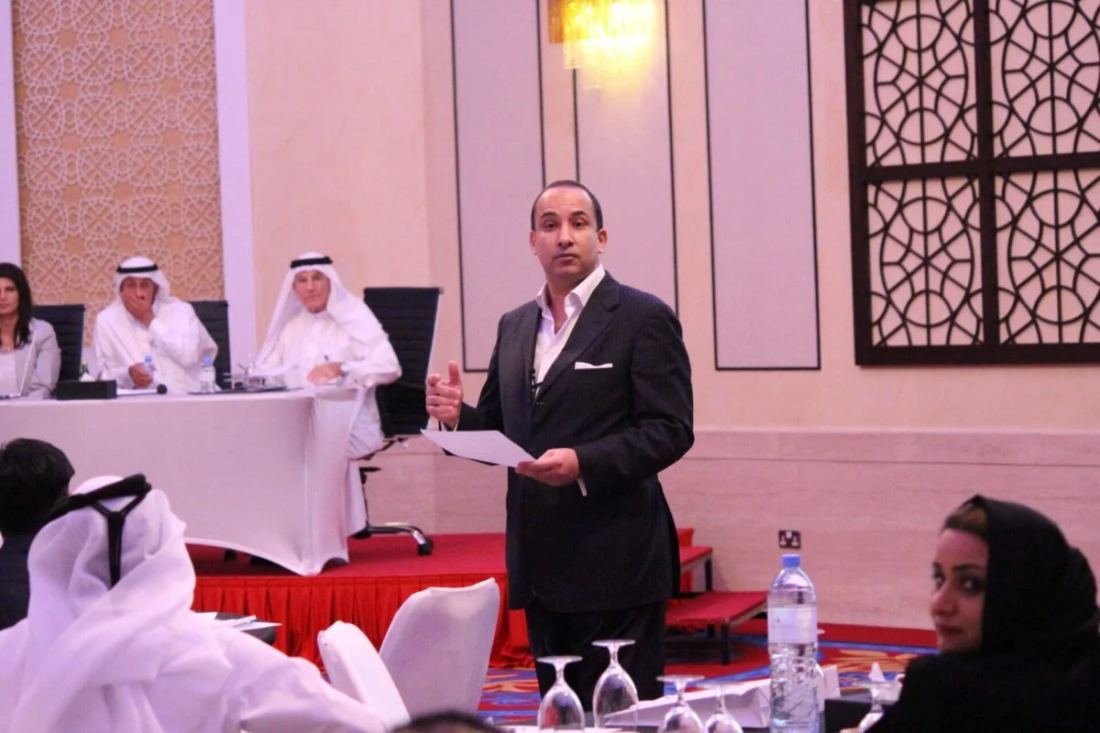 Mostafa Azzam facilitating a session with GCC delegates