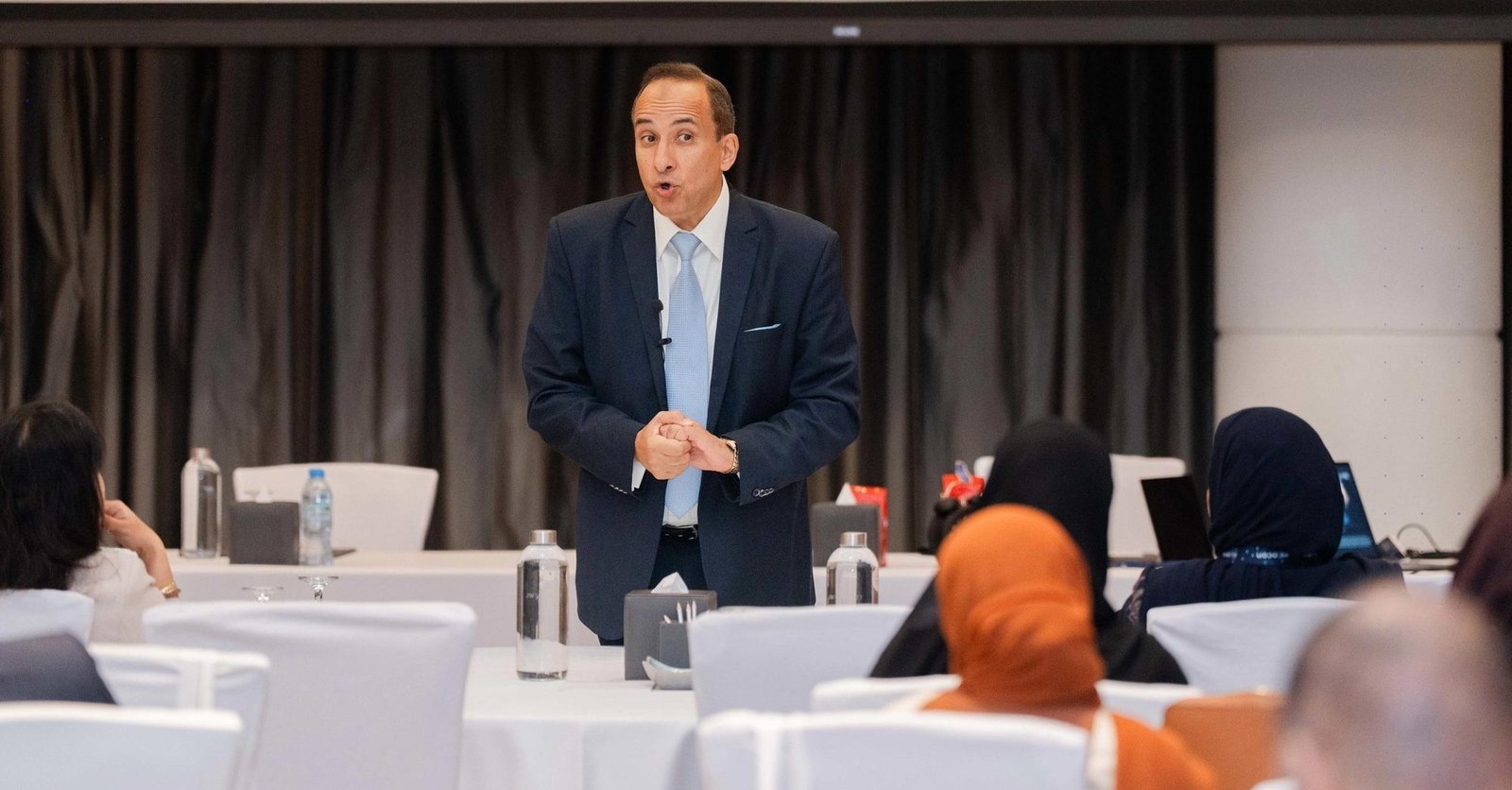 ورشة عمل ضمن مؤتمر، دبي: إشراك المشاركين