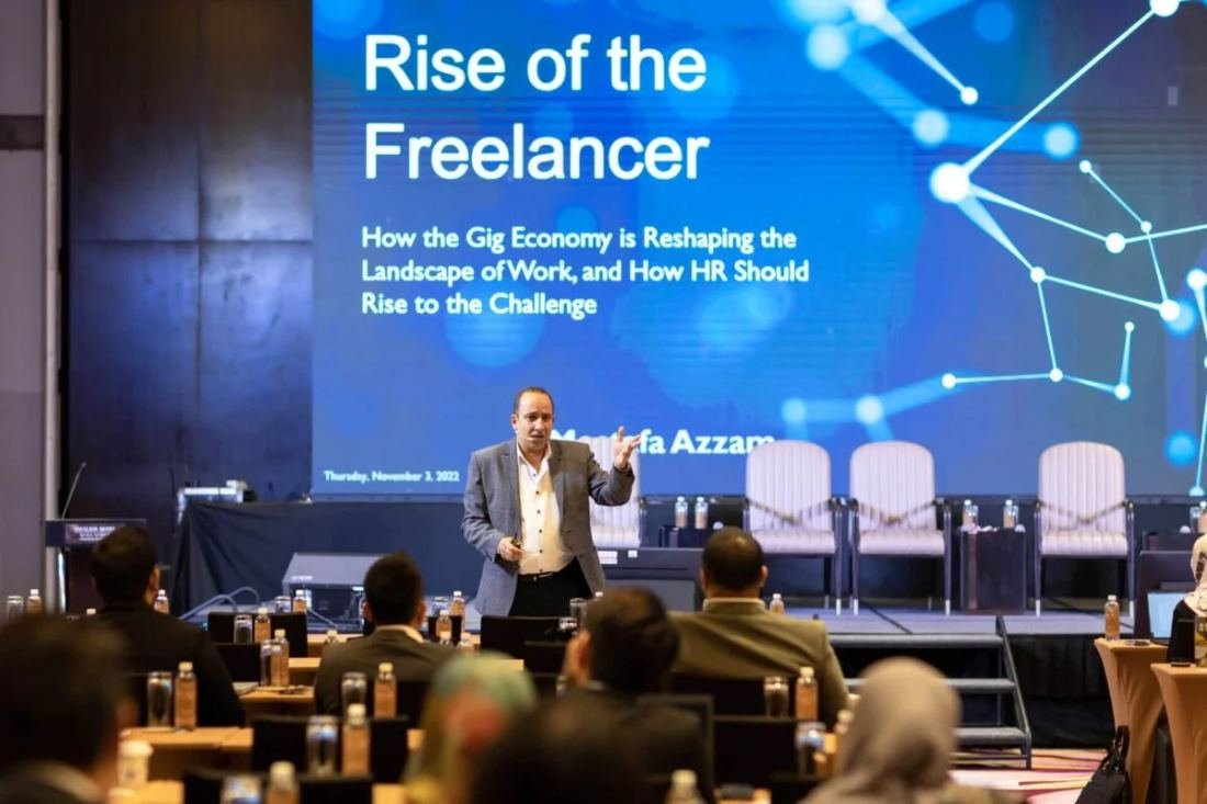 A full auditorium during a Mostafa Azzam keynote